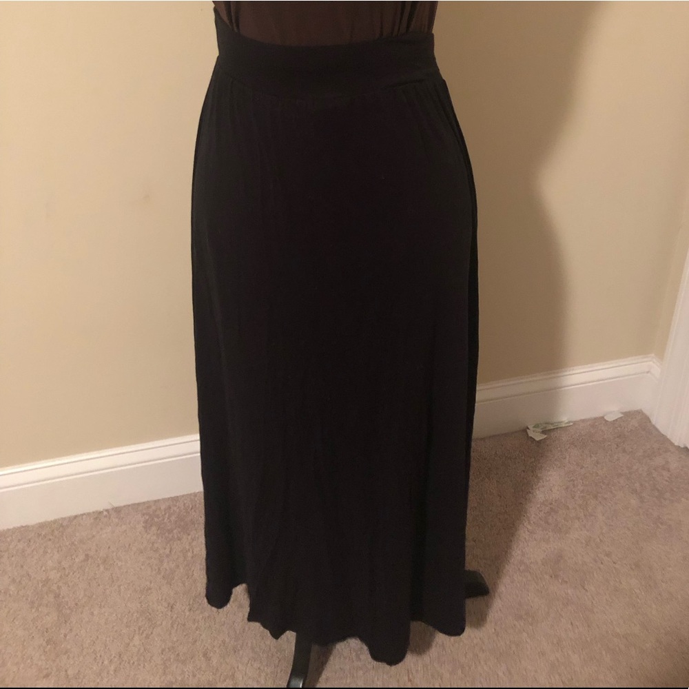 Black junior maxi skirt